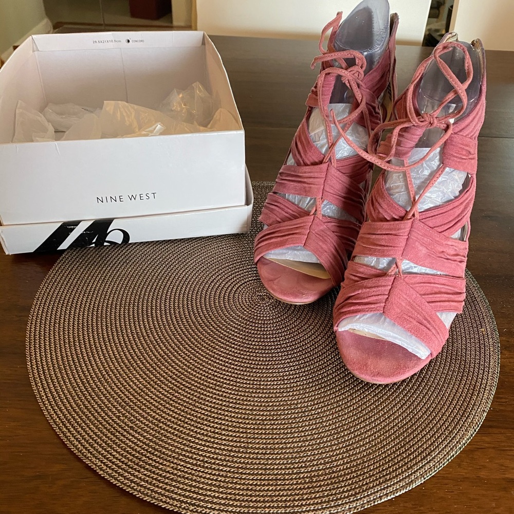 Nine West suede sexy pink heels